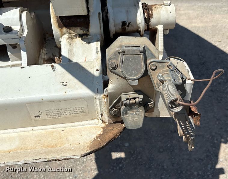 image for item DT6710 2017 Armor Lite SHD-32/42 end dump trailer