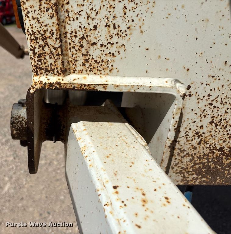 image for item DT6710 2017 Armor Lite SHD-32/42 end dump trailer