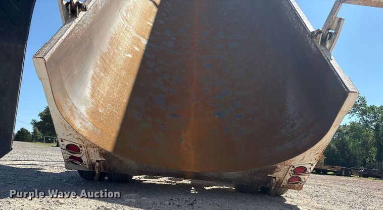 image for item DT6710 2017 Armor Lite SHD-32/42 end dump trailer