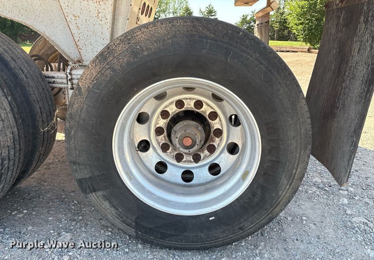 image for item DT6710 2017 Armor Lite SHD-32/42 end dump trailer