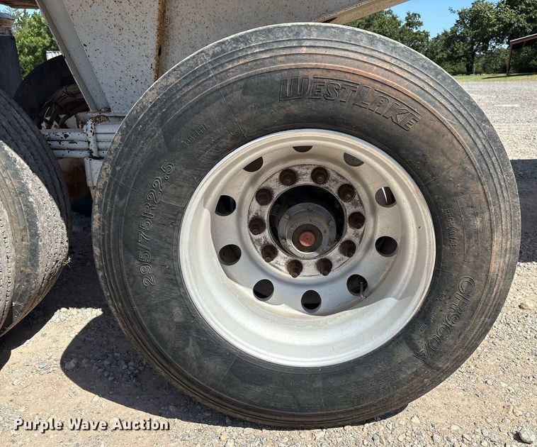 image for item DT6710 2017 Armor Lite SHD-32/42 end dump trailer