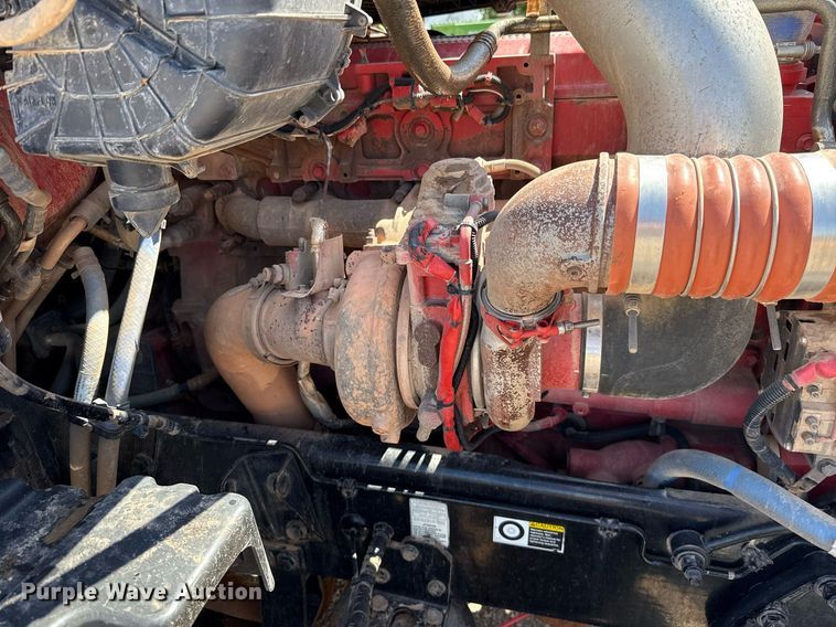 image for item DT6711 2017 Peterbilt 579 semi truck