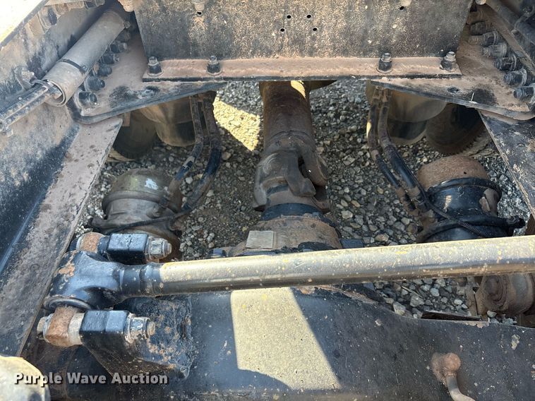 image for item DT6712 2014 Kenworth T660 semi truck