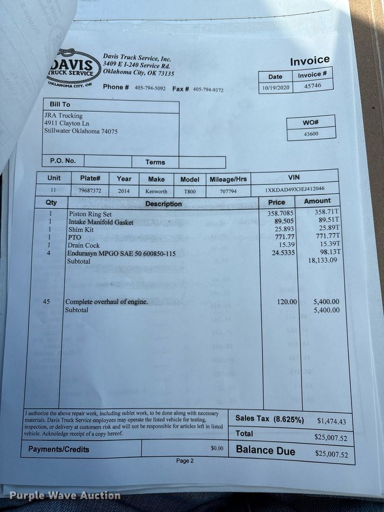 image for item DT6712 2014 Kenworth T660 semi truck