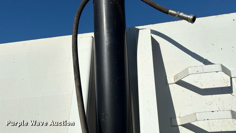 image for item DT6713 2017 Armor Lite SHD-32/42 end dump trailer