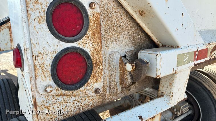 image for item DT6713 2017 Armor Lite SHD-32/42 end dump trailer