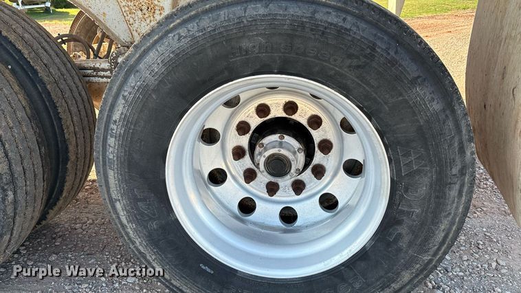 image for item DT6713 2017 Armor Lite SHD-32/42 end dump trailer