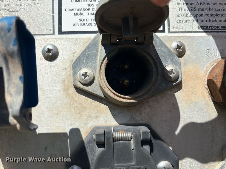 image for item DT6714 2012 Timpte Supper Hopper grain trailer