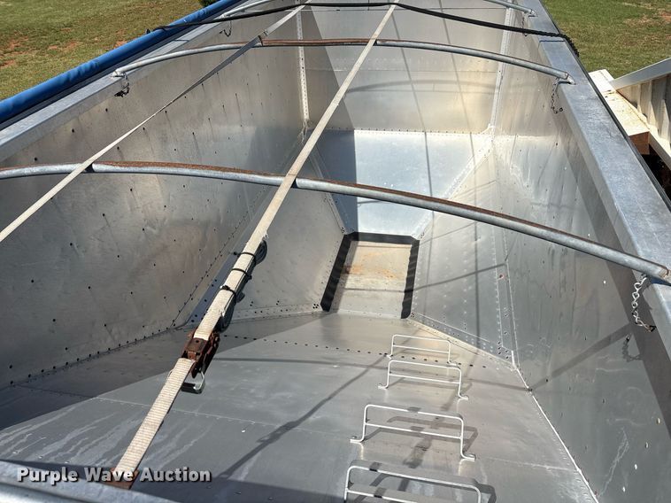 image for item DT6714 2012 Timpte Supper Hopper grain trailer