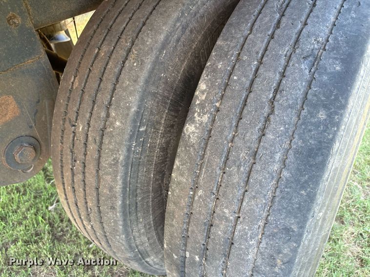 image for item DT6714 2012 Timpte Supper Hopper grain trailer