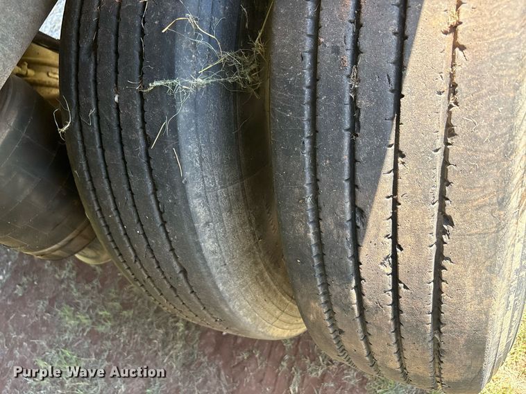 image for item DT6714 2012 Timpte Supper Hopper grain trailer