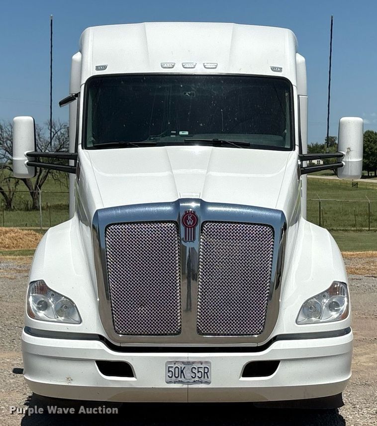 CAMIóN CAMAROTE 2020 KENWORTH