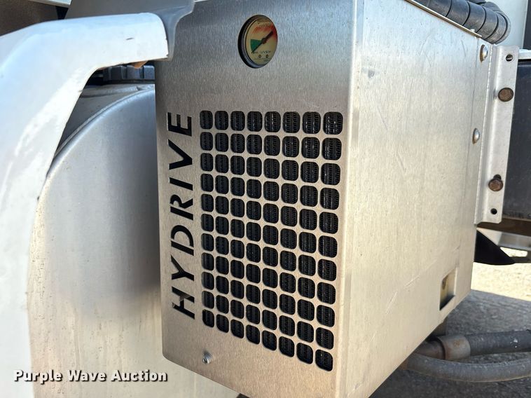 image for item DT6715 2020 Kenworth T680 semi truck