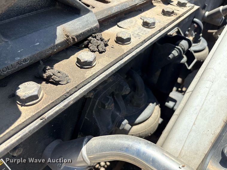 image for item DT6715 2020 Kenworth T680 semi truck