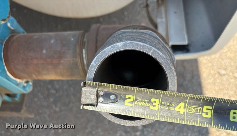 image for item DT6715 2020 Kenworth T680 semi truck