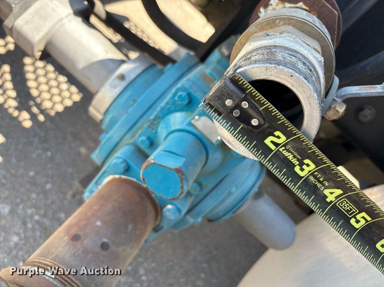 image for item DT6715 2020 Kenworth T680 semi truck