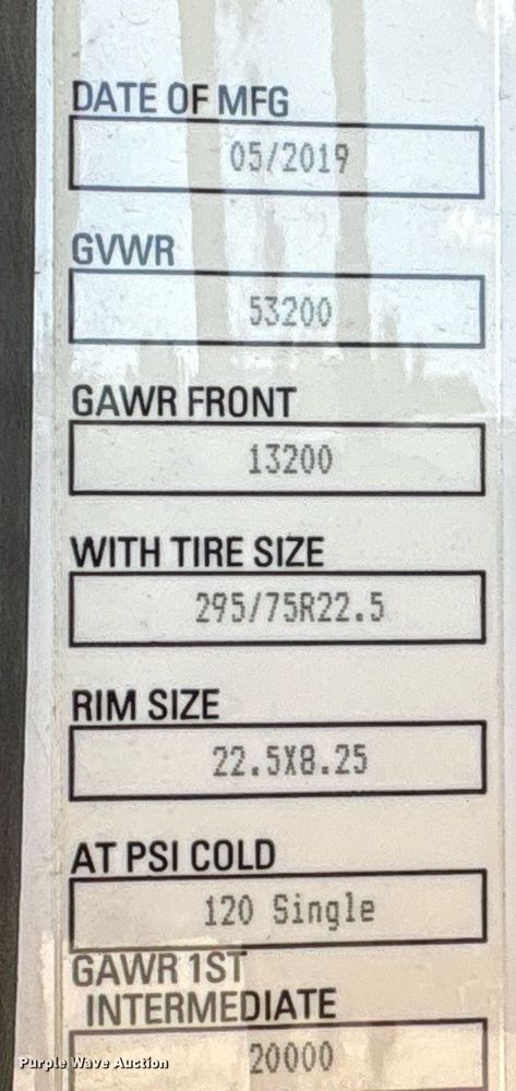 image for item DT6715 2020 Kenworth T680 semi truck