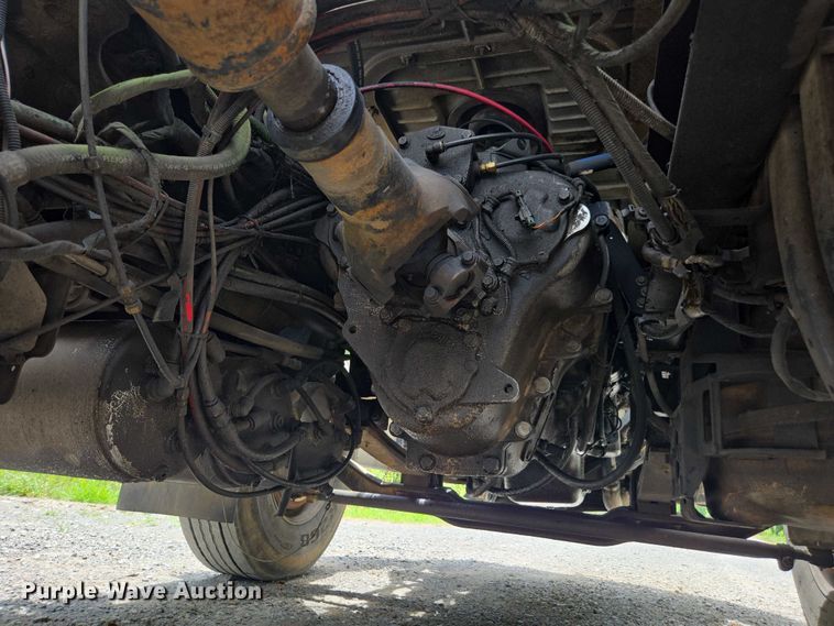 image for item DU7943 2014 Mack CXU613 semi truck