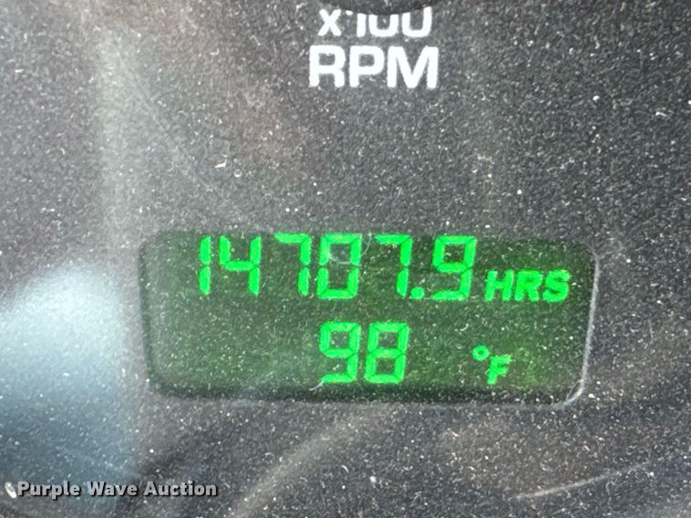 image for item DU9364 2013 Kenworth T660 semi truck