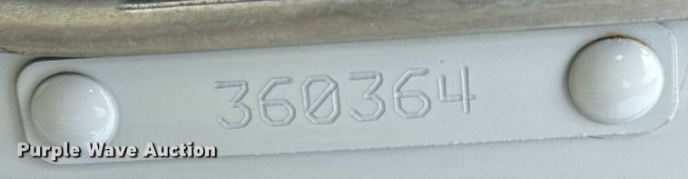 image for item DU9364 2013 Kenworth T660 semi truck