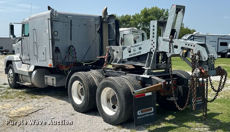 image for item DU9368 1991 Freightliner USF-1E semi truck