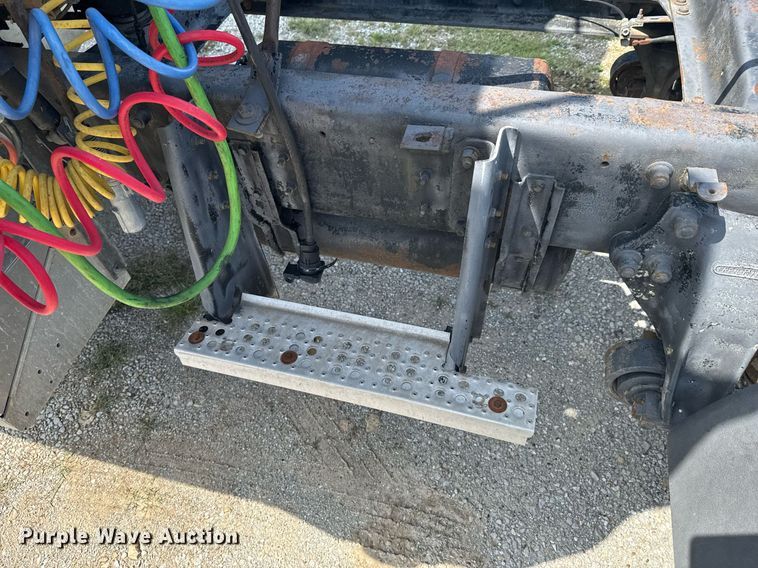 image for item DU9368 1991 Freightliner USF-1E semi truck