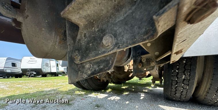 image for item DU9368 1991 Freightliner USF-1E semi truck