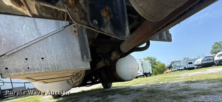 image for item DU9368 1991 Freightliner USF-1E semi truck