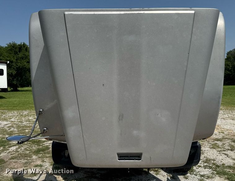 image for item DU9368 1991 Freightliner USF-1E semi truck