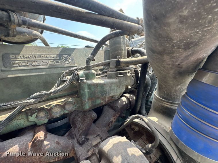 image for item DU9368 1991 Freightliner USF-1E semi truck