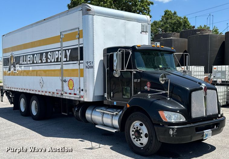 image for item DU9426 2013 Kenworth T370 box truck