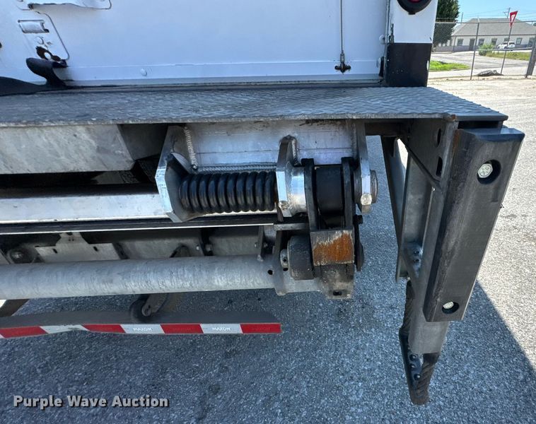 image for item DU9426 2013 Kenworth T370 box truck