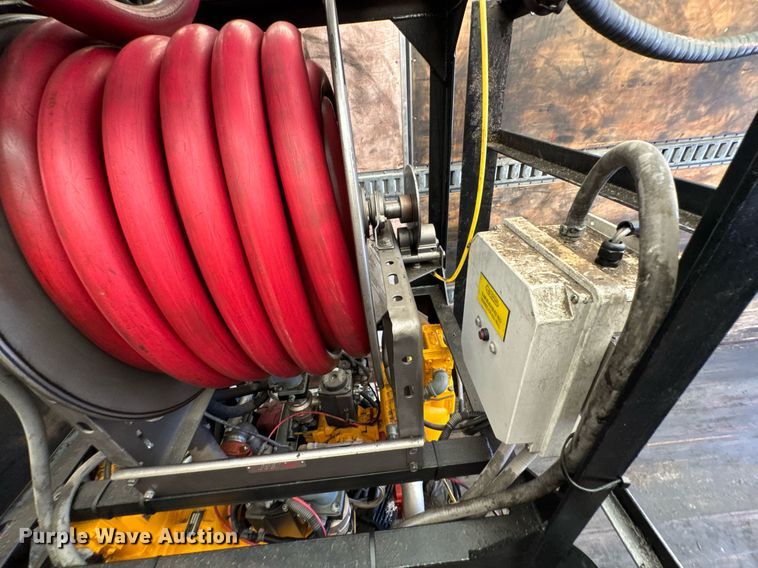 image for item DU9426 2013 Kenworth T370 box truck