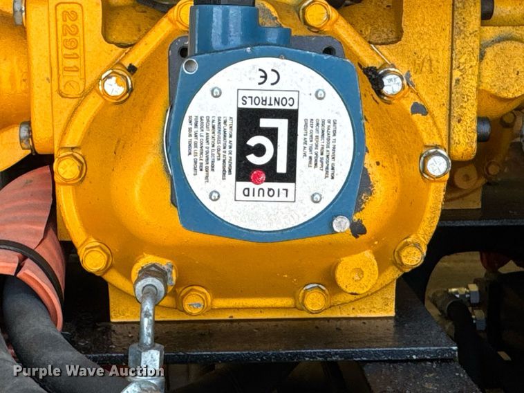 image for item DU9426 2013 Kenworth T370 box truck