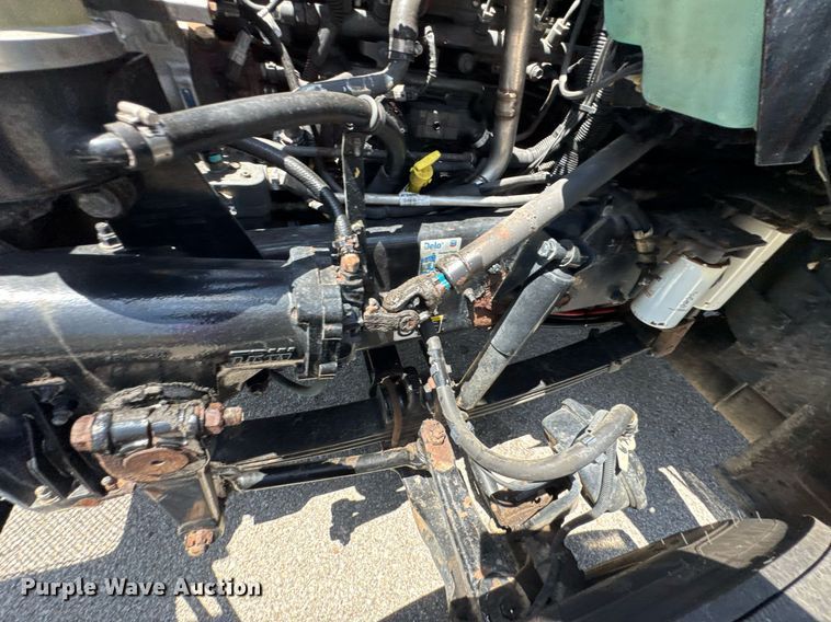 image for item DU9426 2013 Kenworth T370 box truck