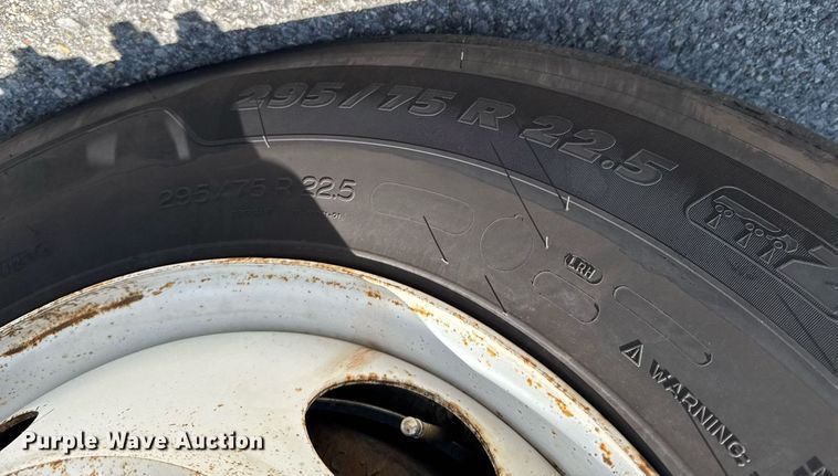 image for item DU9426 2013 Kenworth T370 box truck