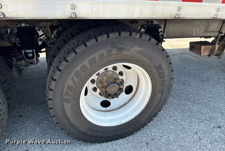 image for item DU9426 2013 Kenworth T370 box truck