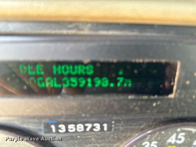 image for item DV2735 2006 Freightliner Columbia semi truck