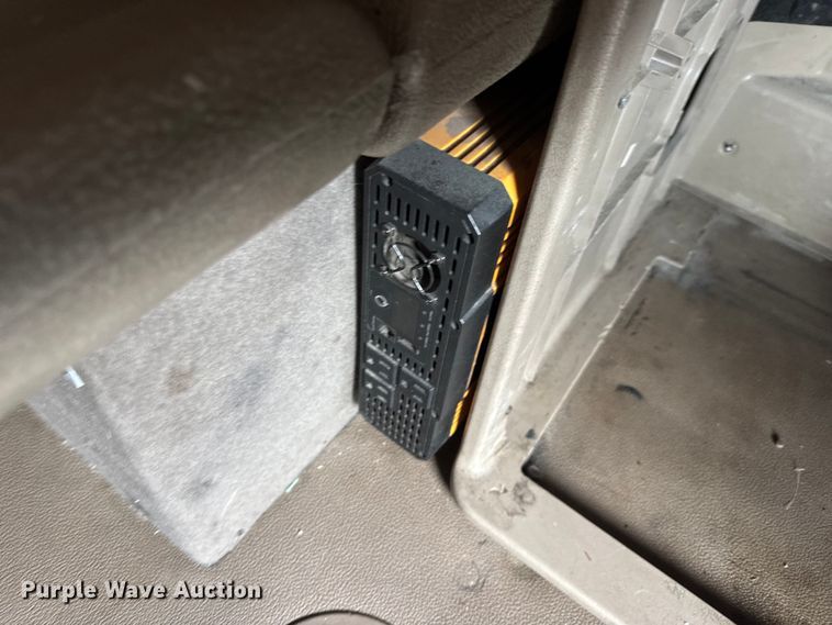 image for item DW3381 2007 International 9900ix Semi Truck