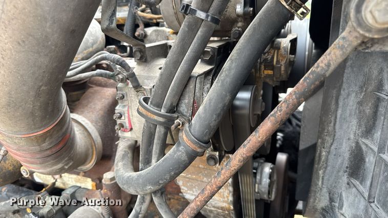 image for item DW3381 2007 International 9900ix Semi Truck