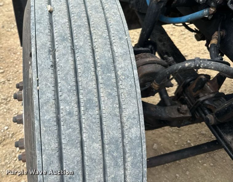 image for item DW3381 2007 International 9900ix Semi Truck