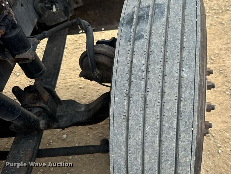 image for item DW3381 2007 International 9900ix Semi Truck