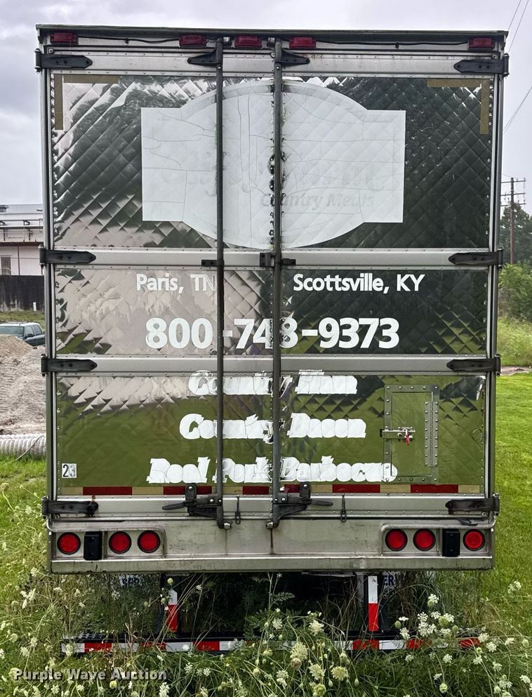 image for item DW3386 1999 Utility  VS2R refrigerated van trailer