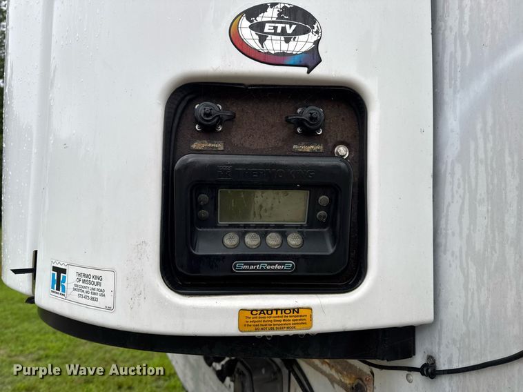 image for item DW3386 1999 Utility  VS2R refrigerated van trailer