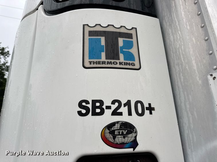 image for item DW3386 1999 Utility  VS2R refrigerated van trailer