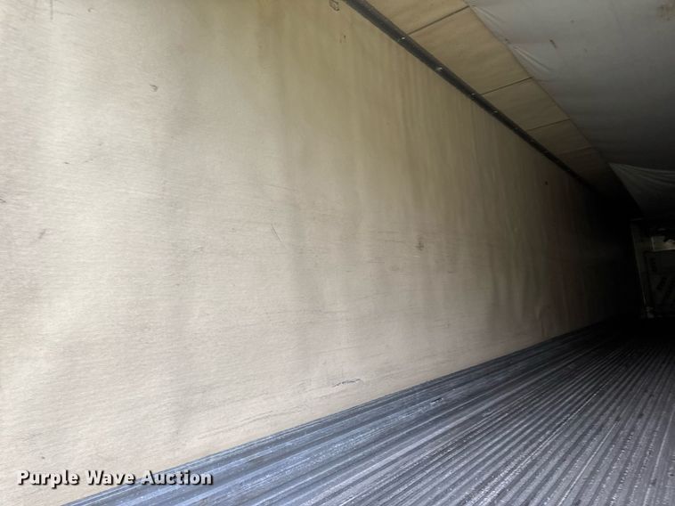 image for item DW3386 1999 Utility  VS2R refrigerated van trailer