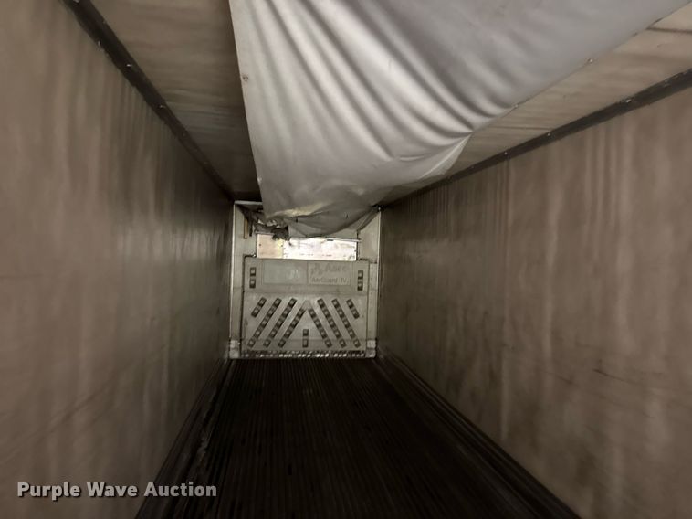 image for item DW3386 1999 Utility  VS2R refrigerated van trailer