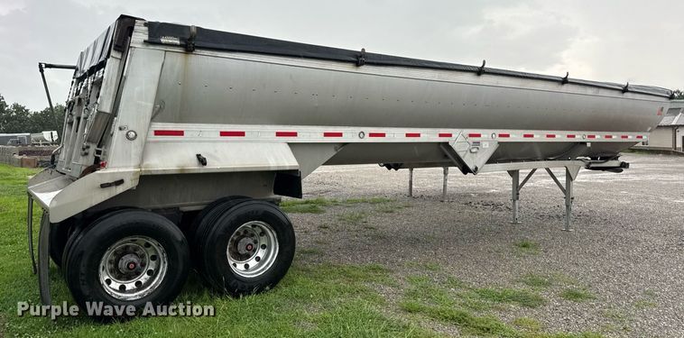 image for item DW3420 2013 Travis end dump trailer