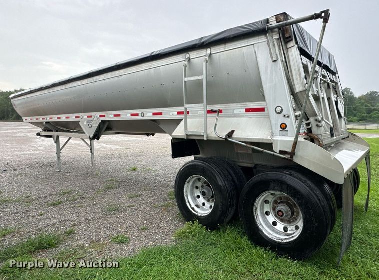 image for item DW3420 2013 Travis end dump trailer