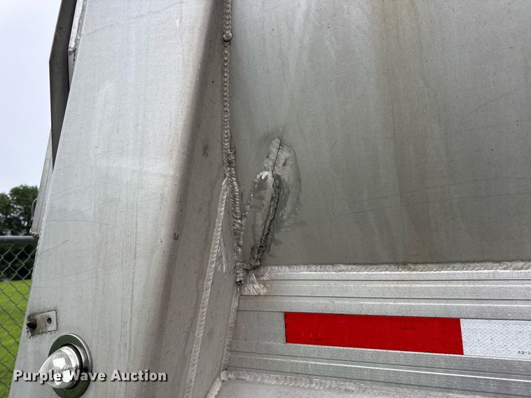 image for item DW3420 2013 Travis end dump trailer